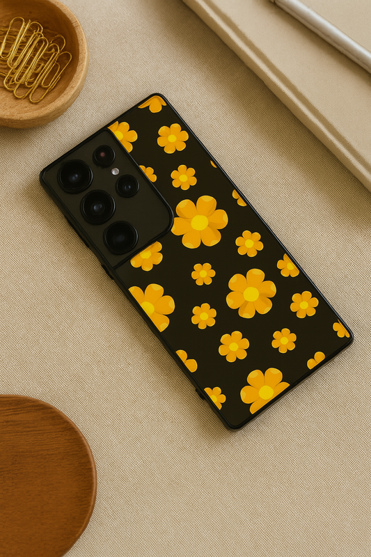 Daisy Yellow Flower Premium Glass Back Cover For Galaxy S22, S23, S24, S25 Models