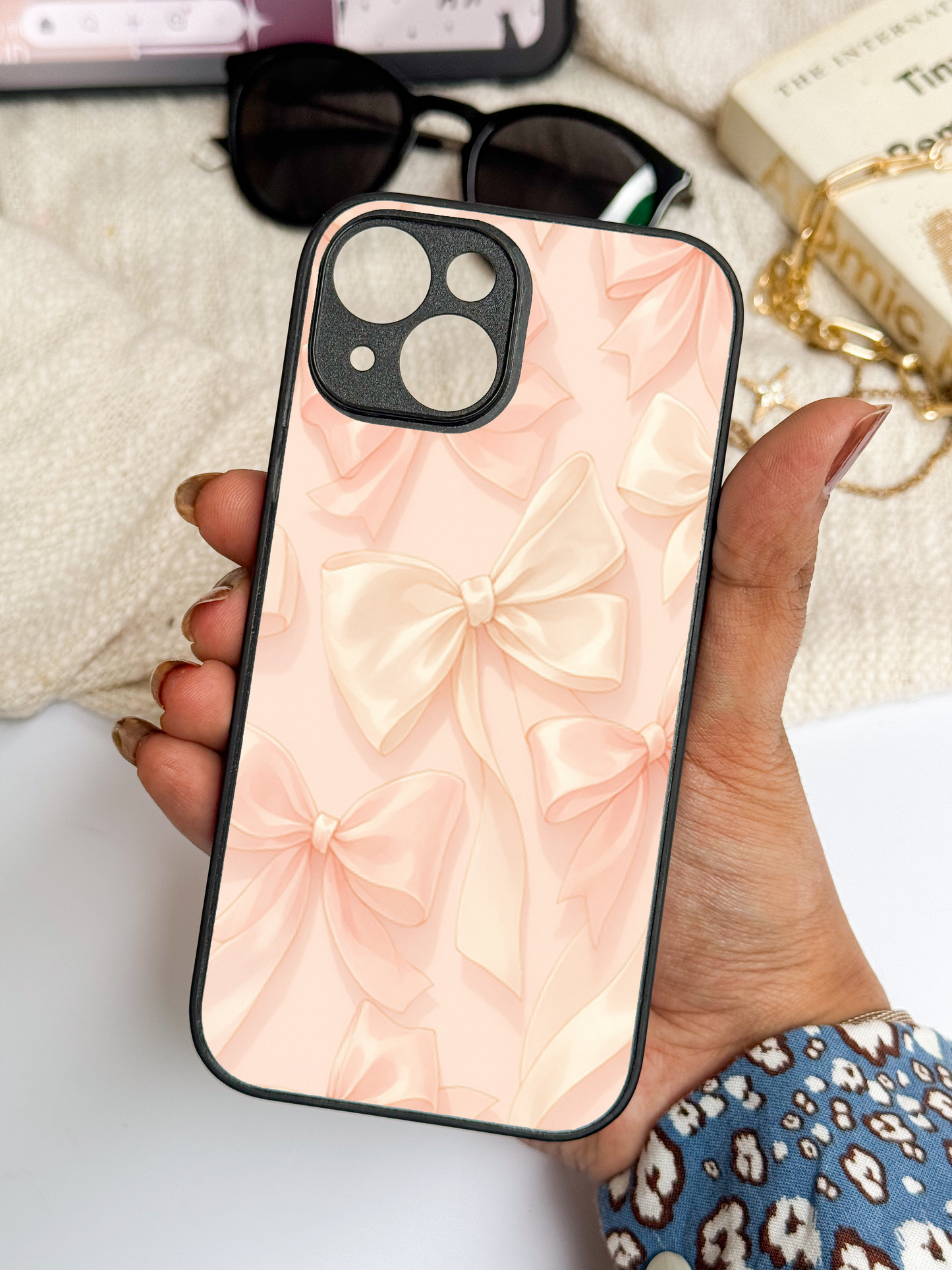 Silky Bows Sketch Premium Glass Back Cover For iPhone 11,12,13,14,15,16 Models