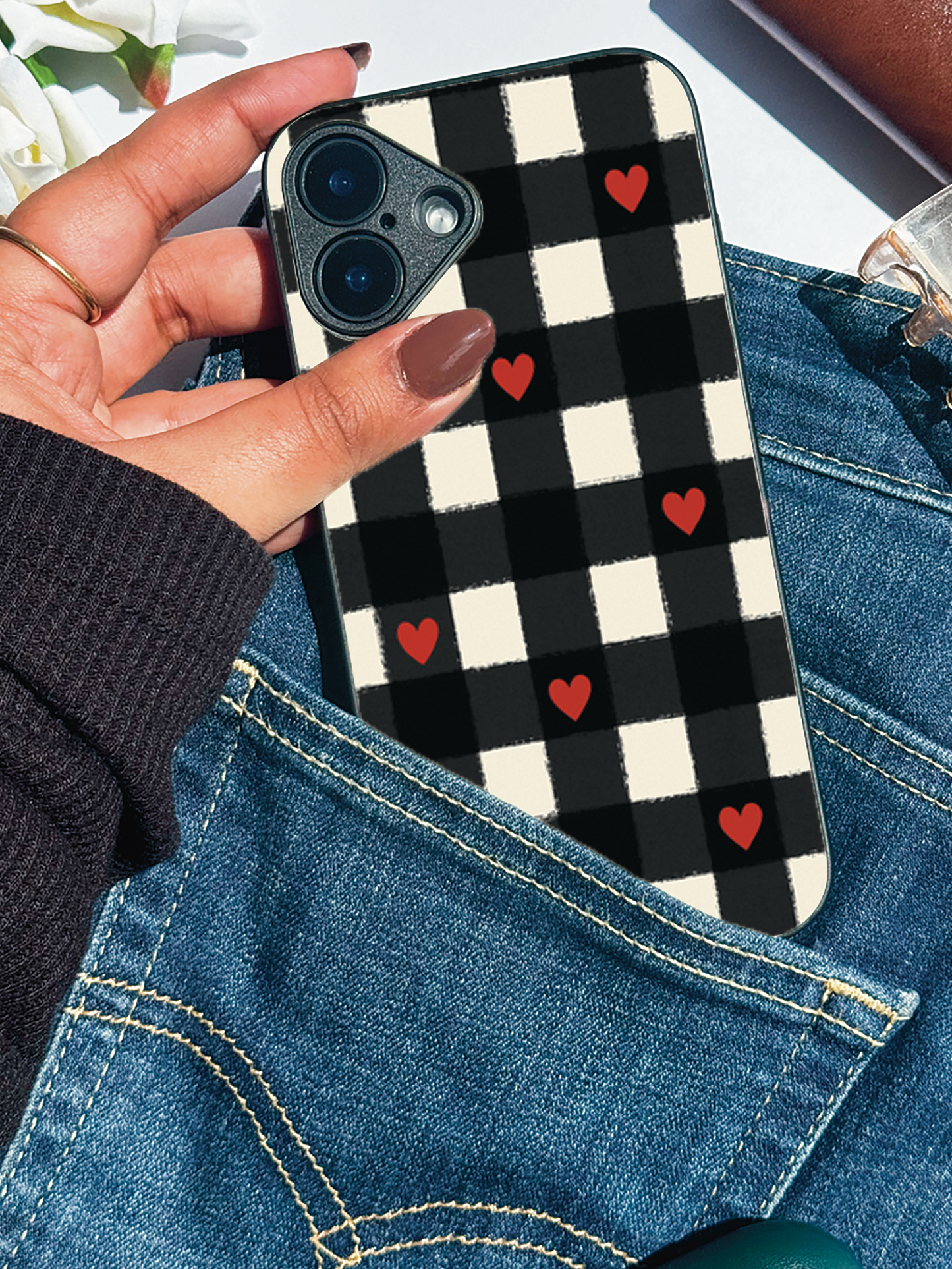 Checkered Hearts Premium Glass Back Cover For iPhone 11,12,13,14,15,16 Models